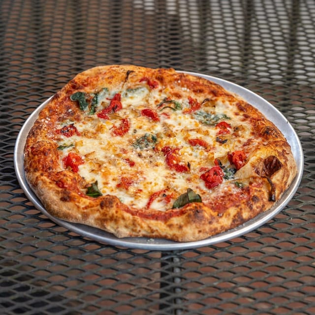 SM House Pizza.