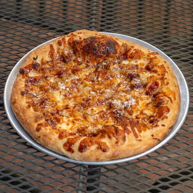SM BBQ Pizza.