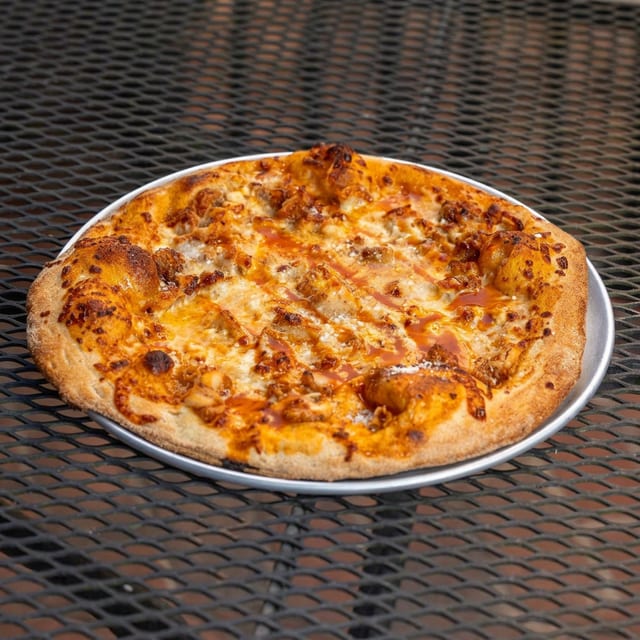 X-LRG Buffalo Pizza.
