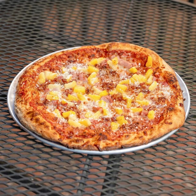 SM Hawaiian Pizza.